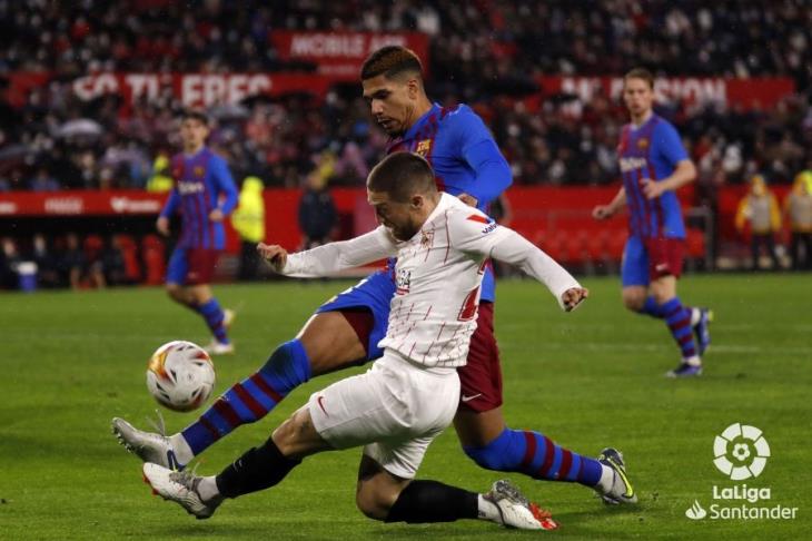 برشلونة خيتافي أراوخو بابو جوميز